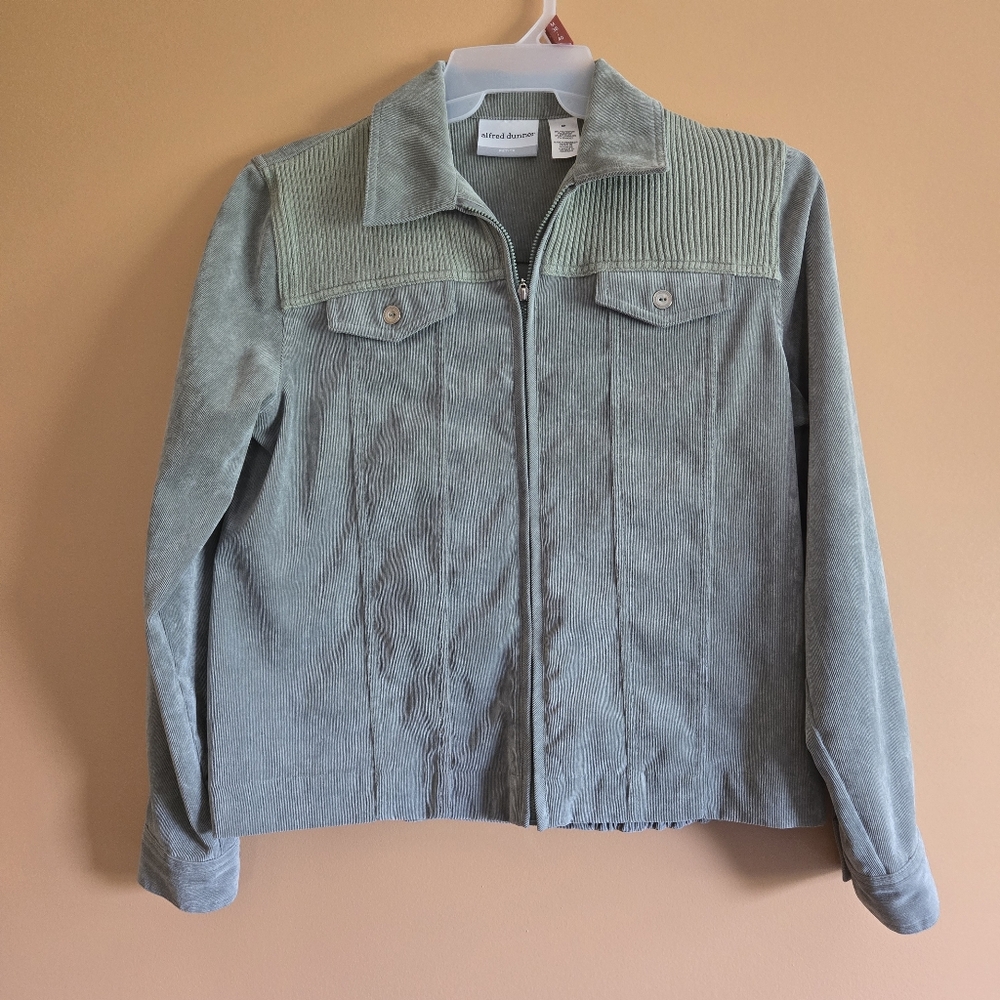 alfred dunner Sage Green Corduroy Jacket PTP=18"